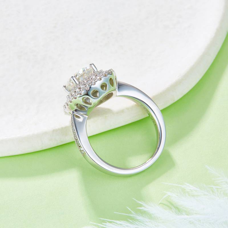 豪镶蛋形S925银镀白金MoissaniteWomen's Ring2.0ctD级